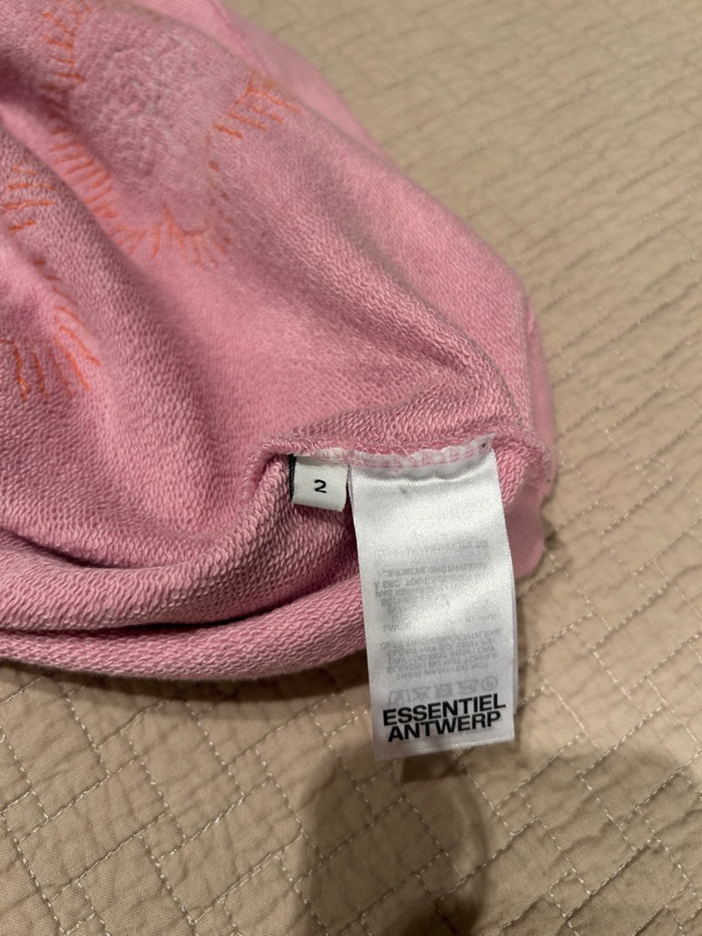 Essentiel Antwerp Pink Floral Sequin Top - Picture 8 of 8